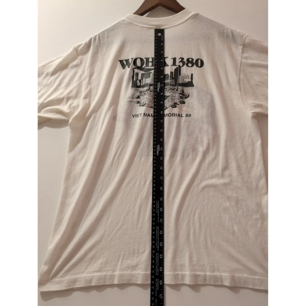 Ched T-Shirt Mens XL White Excellent 1989 WQHK Vietnam Memorial Vintage 80s USA
